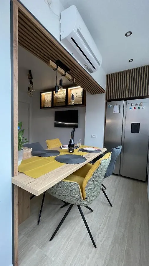 Luxury Apart Dorobanti بوخارست 0*,  رومانيا